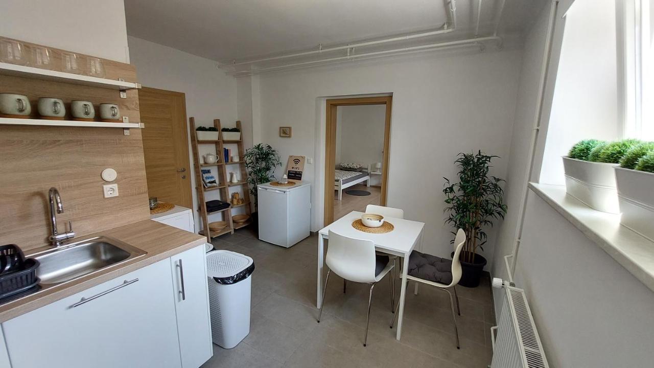 City Lodge Pine, Free Parking 류블랴나 외부 사진