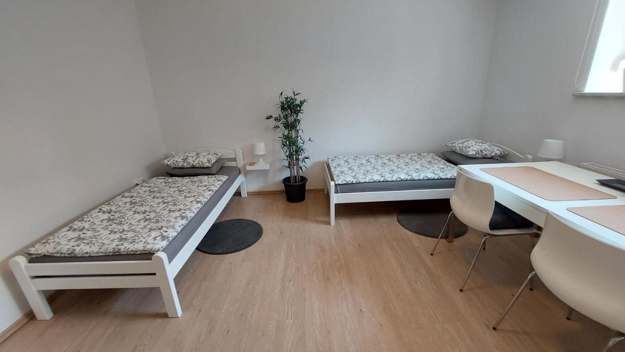 City Lodge Pine, Free Parking 류블랴나 외부 사진